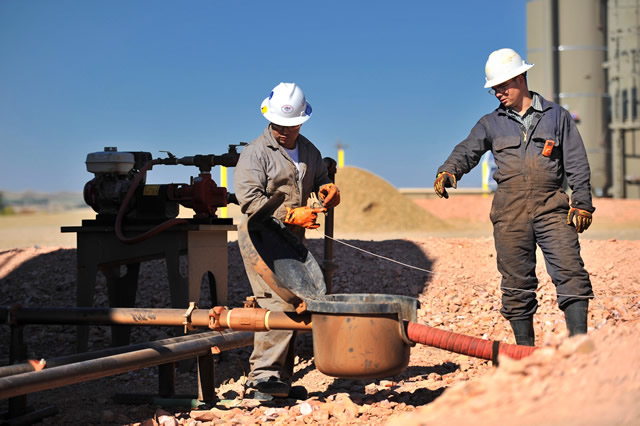 north-dakota-oil-drilling-9-27-2011